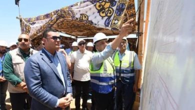 تفقد وزير الإسكان محاور الطرق ومحطة تنقية مياه الشرب الجديدة بالسادات