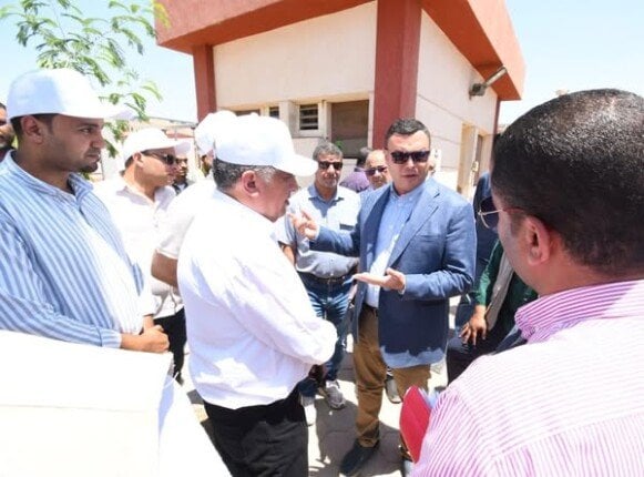 تفقد وزير الإسكان مشروع «ديارنا» للإسكان المتوسط بالسادات