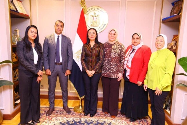 تكريم وزيرة التضامن الاجتماعي للإدارة العامة للعلاقات العامة والمراسم