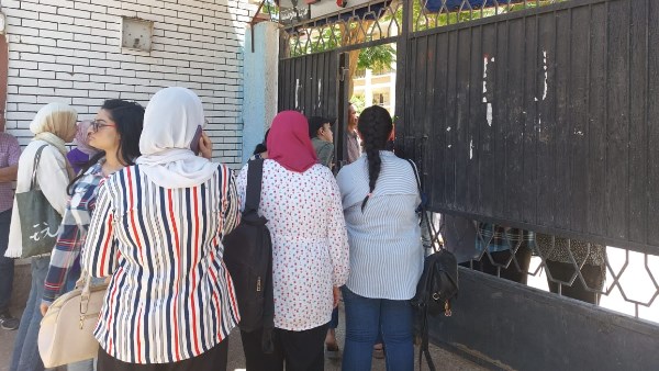 تنظيم دخول الطلاب إلى لجان امتحانات الثانوية العامة يبدأ من 8:30 صباحاً
تأكيد على تنظيم دخول الطلاب إلى لجان امتحانات الثانوية العامة بدءاً من 8:30 صباحاً
إجراءات جديدة لدخول الطلاب إلى لجان امتحانات الثانوية العامة تبدأ من 8:30 صباحاً
