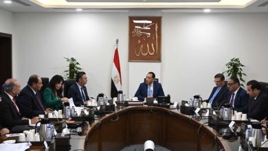 جهود تطوير صناعة السكر في مصر تحت إشراف رئيس الوزراء مدبولي
اجتماع موسع لمتابعة الإنتاج المحلي من السكر برئاسة مدبولي
رئيس الحكومة يدعم تطوير قطاع صناعة السكر بمصر
مدبولي يتفقد تقدم جهود تطوير صناعة السكر في اجتماع العلمين
رئيس الوزراء يواصل متابعة تعزيز إنتاج السكر المحلي في مصر