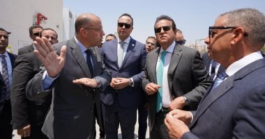 وزير الصحة يدشن مبادرة الرعاية الصحية المنزلية "رعايتك فى بيتك"