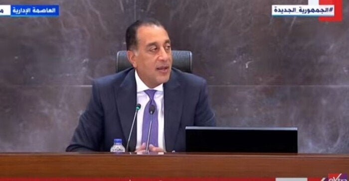 رئيس الحكومة يرد على بيع سنترال رمسيس بعد الحريق