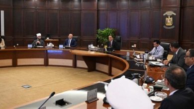 رئيس الوزراء يواصل متابعة إجراءات مواجهة حوادث الطريق الدائري الإقليمي