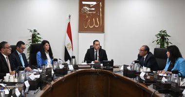 خلال الاجتماع
