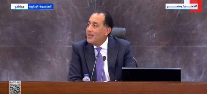 رئيس الوزراء يوضح أسباب فتح المطارات أمام الاستثمار الخاص