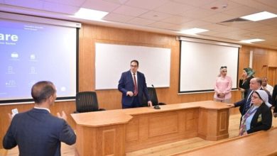 رئيس جامعة القاهرة يزور الجامعة الأهلية ويحث على الاستعداد للعام الدراسي الجديد