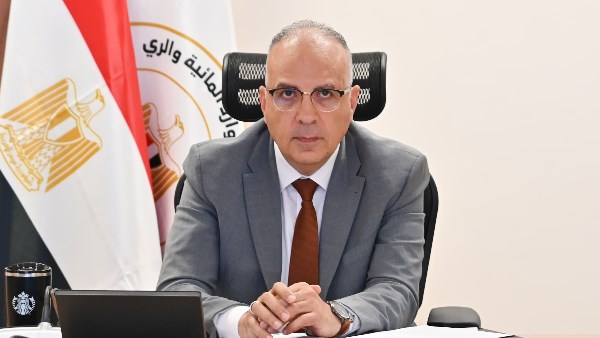 رقمنة المساقي تدعم تخطيط المياه وإدارتها
التعاون المصري الهولندي يعزز إدارة الموارد المائية
اجتماع وزير الري لمتابعة دراسات المساقي الرقمية
استراتيجيات جديدة لتحسين توزيع المياه عبر الرقمنة