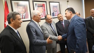 شراكة جديدة بين القطاعين الخاصين الأردني والمصري في الزراعة
تعاون مثمر في مجالات إنتاج البذور والأسمدة بين الأردن ومصر
وزير الزراعة الأردني يستقبل رئيس مركز البحوث الزراعية المصري