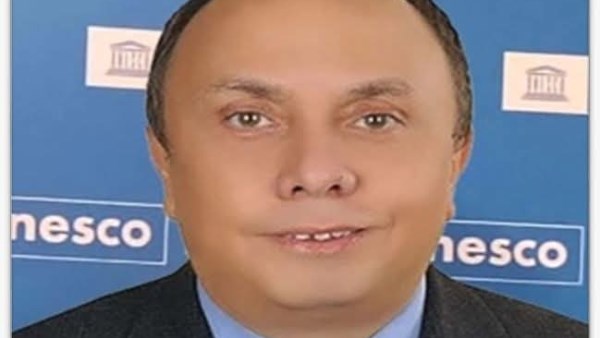 فوز الدكتور عمرو حمودة نائباً لرئيس اللجنة الدولية لعلوم المحيطات
نجاح الدكتور عمرو حمودة في منصب نائب رئيس اللجنة الدولية لعلوم المحيطات
الدكتور عمرو حمودة يحقق إنجازاً بتوليه منصب نائب رئيس اللجنة الدولية لعلوم المحيطات
فوز تاريخي للدكتور عمرو حمودة نائباً لرئيس اللجنة الحكومية الدولية لعلوم المحيطات