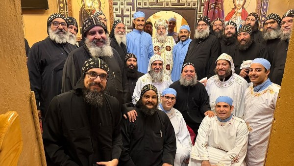 قبول طالبي رهبنة بدير "الشايب" بمشاركة مجمع رهبان الدير