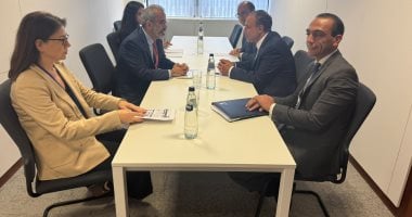 وزير الخارجية والهجرة يلتقي مع وزير خارجية البرتغال لبحث العلاقات الثنائية
