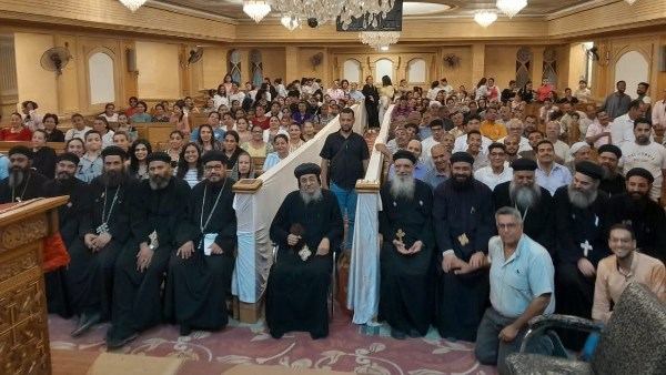 مؤتمر سنوي للخدام في إيبارشية إسنا وأرمنت بعنوان “فاثبت على ما تعلمت” بأجواء مميزة