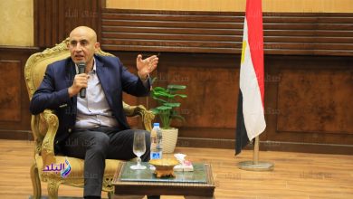مادة التربية الدينية: وزير التعليم يوضح الموقف في شهادة البكالوريا المصرية
وزير التعليم يعلن قرار مصير مادة التربية الدينية في البكالوريا
محمد عبد اللطيف يحدد موقف مادة التربية الدينية في شهادة البكالوريا
جدل التربية الدينية: تصريح جديد من وزير التعليم بشأن شهادة البكالوريا