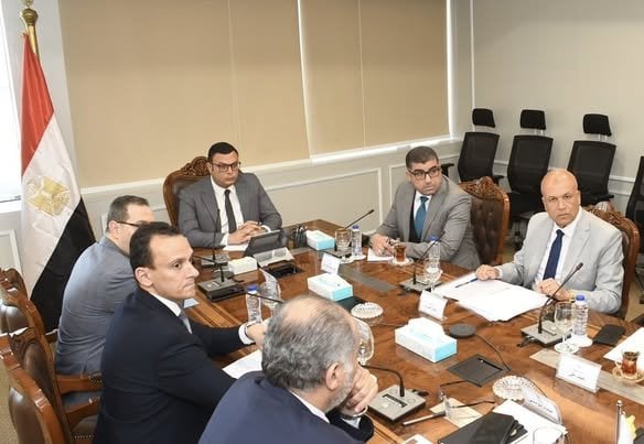 متابعة وزير الإسكان لمشروعات التطوير في السويس الجديدة