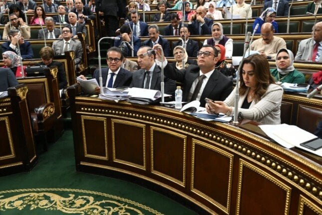 مجلس النواب يبحث قانون تنظيم شؤون المهن الطبية