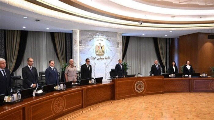مجلس الوزراء يحيي ذكرى شهداء الدائري الإقليمي وسنترال رمسيس بدقيقة حداد