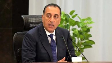مدبولي يتفقد تقدم تجهيز وحدات التغييز مع وزير البترول
وزير البترول يوضح تفاصيل ربط وحدات التغييز بحضور مدبولي
متابعة مكثفة من مدبولي لجهود ربط وحدات التغييز مع وزير البترول
اجتماع مدبولي ووزير البترول يركز على تجهيز وحدات التغييز