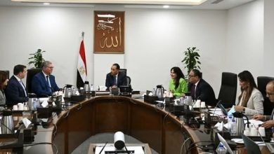 مدبولي يعبر عن تطلع الحكومة لرفع استثمارات «شل العالمية» في استكشافات الغاز