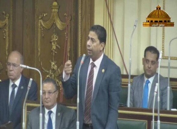 مستأجرون يرفضون مغادرة الشقق بسبب ذكريات الطفولة والملاك في الشارع