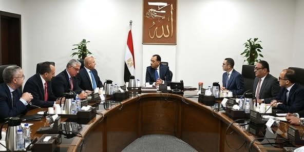 مصر تطلق خطة شاملة لتوطين صناعة السيارات الكهربائية