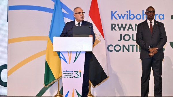 مصر ورواندا: صداقة عميقة وتعزيز التنمية المستدامة
الوزير هاني سويلم يشارك في احتفالية ذكرى رواندا الحادية والثلاثين
مشاركة مميزة لمصر في احتفالات رواندا بالتنمية المستدامة
