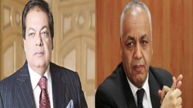 مصطفى بكري يقدم تعازيه للنائب محمد أبو العينين في وفاة عمه