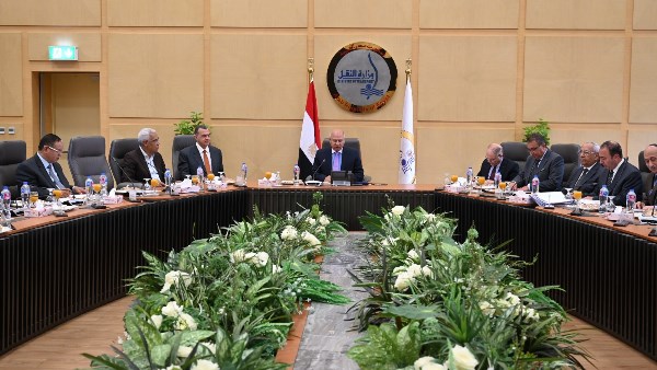 موازنة 2026 تكشف: أعلى أرباح للقابضة للنقل البحري والبري تصل 14.8 مليار جنيه
إيرادات القابضة للنقل البحري والبري تحقق 24.585 مليار جنيه في 2025/2026
وزير النقل يعلن: زيادة إيرادات القابضة للنقل البحري بنسبة 25.3%
أرباح القابضة للنقل تتصاعد في موازنة 2026: 14.8 مليار جنيه