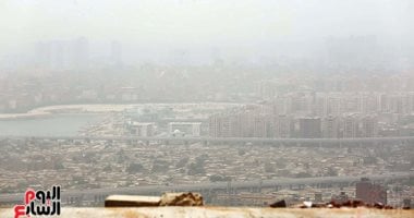 موجة حارة مفاجئة.. القاهرة تسجل فى الظل 39 درجة بهذا التوقيت