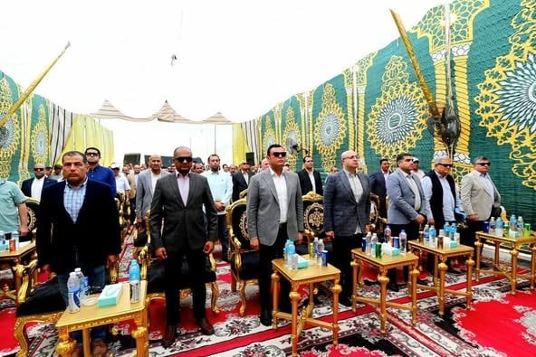 موظف الإسكان ومحافظ بني سويف يراقبان تقدم مشروعات مياه الشرب والصرف الصحي بالمحافظة