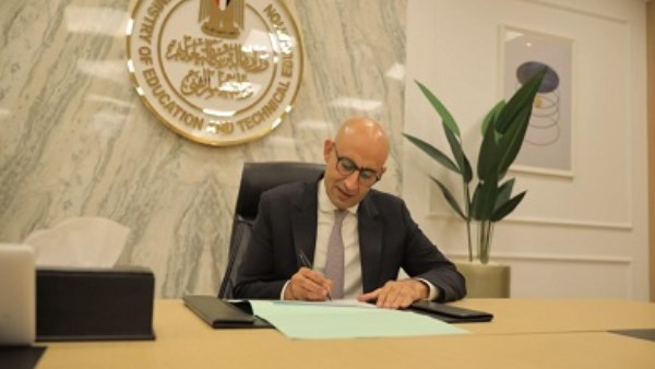 نتيجة الدبلومات الفنية 2025 تعتمد من وزير التعليم