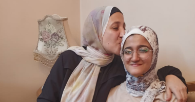 الأولى على الجمهورية بالثانوية العامة أدبى: أحلم بدراسة الأدب الإنجليزى (فيديو)