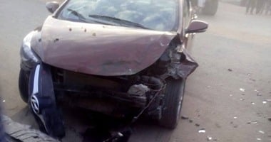 نجل وزير الاتصالات ينجو من حادث تصادم برصيف المحور فى الشيخ زايد