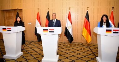 وزير الخارجية يبحث مع وزيرة ألمانية تعزيز الشراكة في مجالات الطاقة