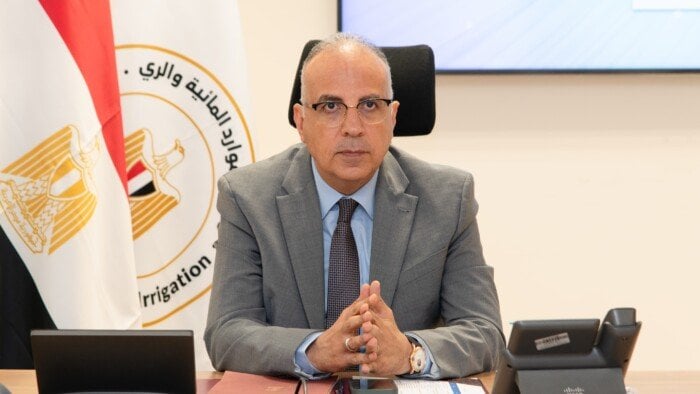 وزير الري يستعرض الدراسات المقترح تنفيذها في التعاون المصري الهولندي