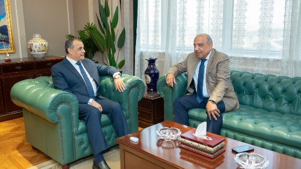 وزيرا الإنتاج الحربي والكهرباء يتفقان على تدبير احتياجات الشركات الكهربائية
