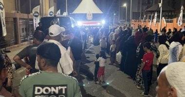 طوابير من أهالى الخليفة أمام اللجان قبل غلق باب التصويت بنصف ساعة.. صور