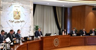 رئيس الوزراء يترأس اجتماع المجموعة الوزارية الاقتصادية