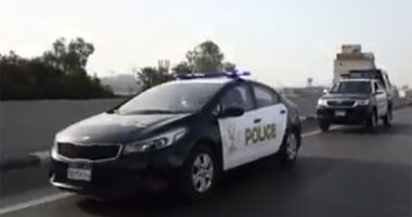 التحفظ على سيارات المتهمين بمطاردة الفتيات على طريق الواحات