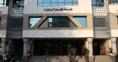 قرار جمهوري بترقية عدد من مستشارى هيئة قضايا الدولة.. تعرف على الأسماء