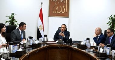 رئيس الوزراء يتابع مشروعات إعادة إحياء "وسط البلد" والقاهرة الخديوية