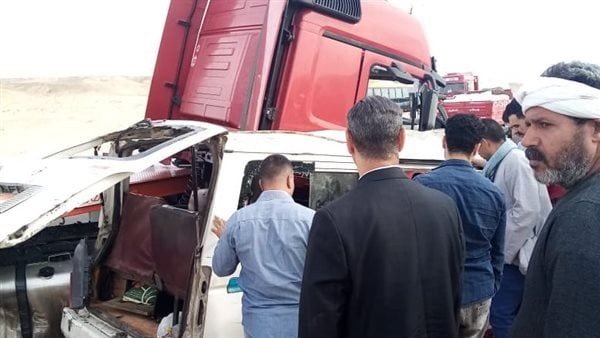 تفاصيل حادث الطريق الصحراوي الشرقي تكشف عن توقف السيارات والأتوبيس غير التابع