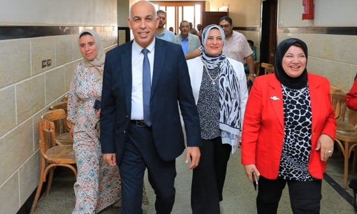 تفقد رئيس جامعة كفر الشيخ معامل الحاسب بكلية التربية النوعية