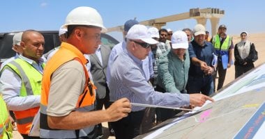 نائب رئيس الوزراء يتفقد مواقع العمل بمشروع الخط الأول للقطار السريع