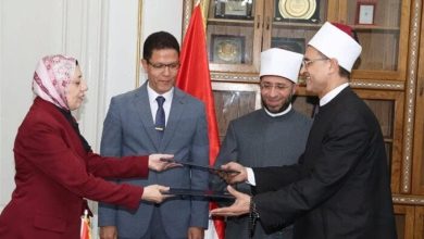 توقيع بروتوكول تعاون بين وزير الأوقاف ورئيس جامعة بنها
التعاون المشترك بين وزير الأوقاف ورئيس جامعة بنها
وزير الأوقاف ورئيس جامعة بنها يبرمان اتفاقية تعاون مشترك