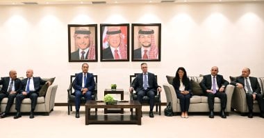 رئيس الوزراء يصل عمّان للمشاركة في أعمال الدورة الـ 33 للجنة العليا المصرية الأردنية