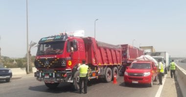 الداخلية تضبط 12 سائقا يتعاطون المخدرات بالطريق الإقليمى