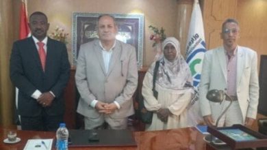 مباحثات مشتركة لتعزيز تبادل الخبرات بين رئيس البحوث الزراعية ومدير مركز البحوث البستانية بالسودان