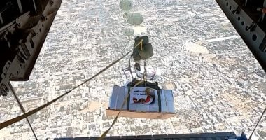 أخبار مصر.. بتوجيهات رئاسية.. مصر تواصل الإسقاط الجوى للمساعدات على غزة