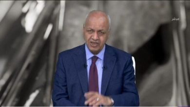 مصطفى بكري يؤكد: «النقد مسموح ولكن هناك خطوط حمراء»